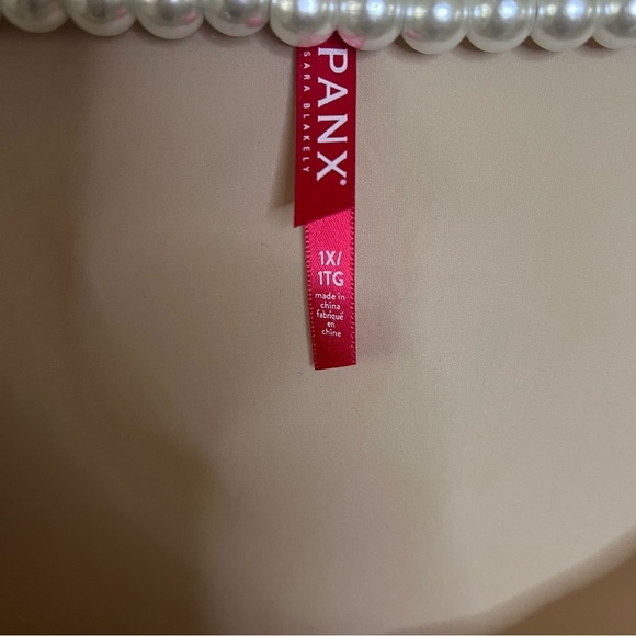 SPANX Shape Champagne Beige Shapewear Tank Top | 1X| - Picture 8 of 10